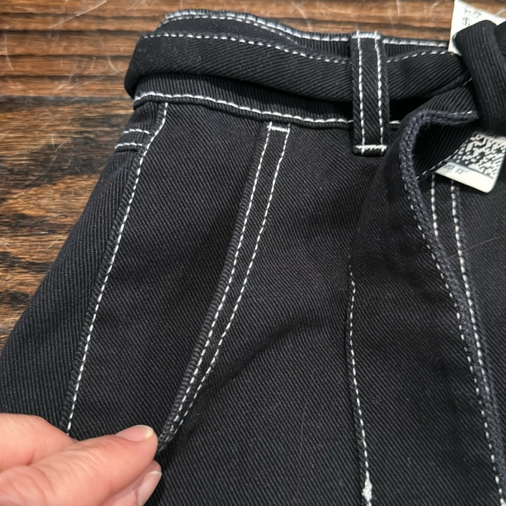 **NWT** H&M Shorts - Picture 4 of 5